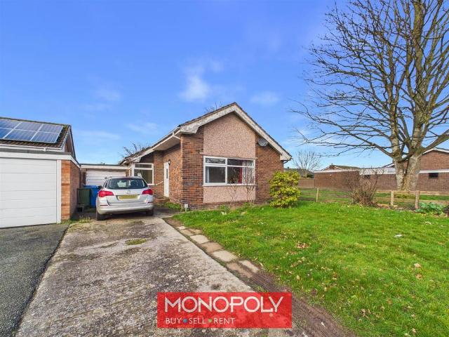 2 bedroom detached bungalow for sale