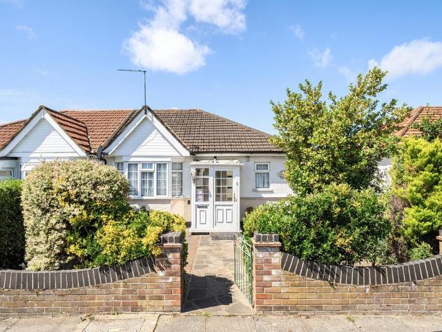 2 bedroom bungalow for sale