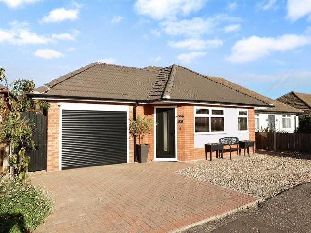 2 bedroom bungalow for sale