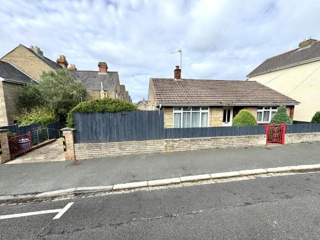2 bedroom bungalow for sale