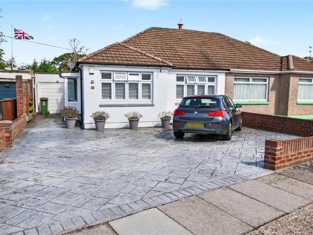 2 bedroom bungalow for sale
