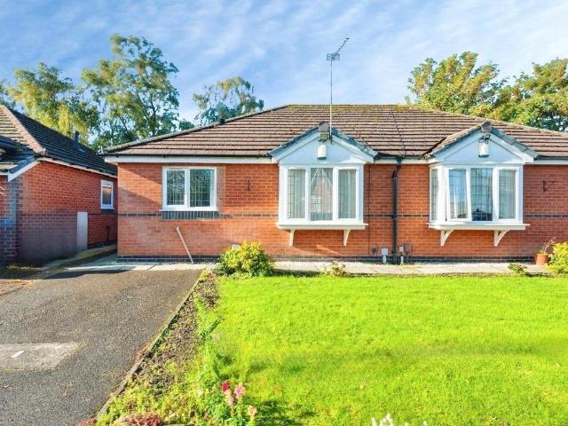 2 bedroom bungalow for sale