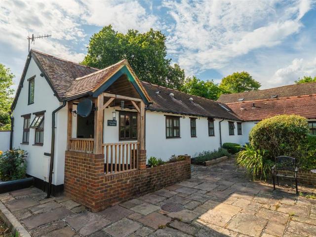 2 bedroom bungalow for sale