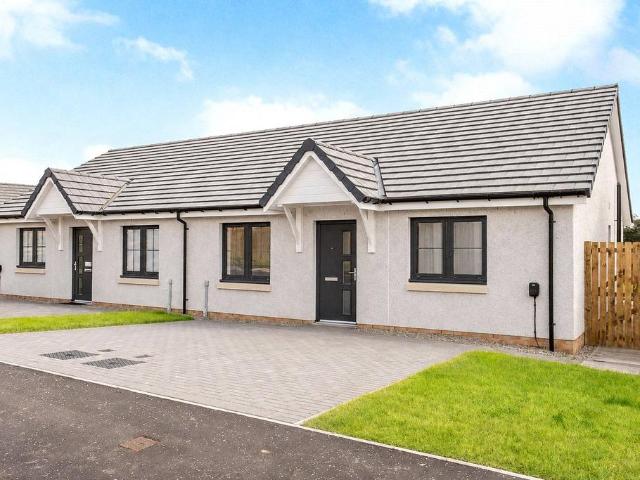 2 bedroom bungalow for sale