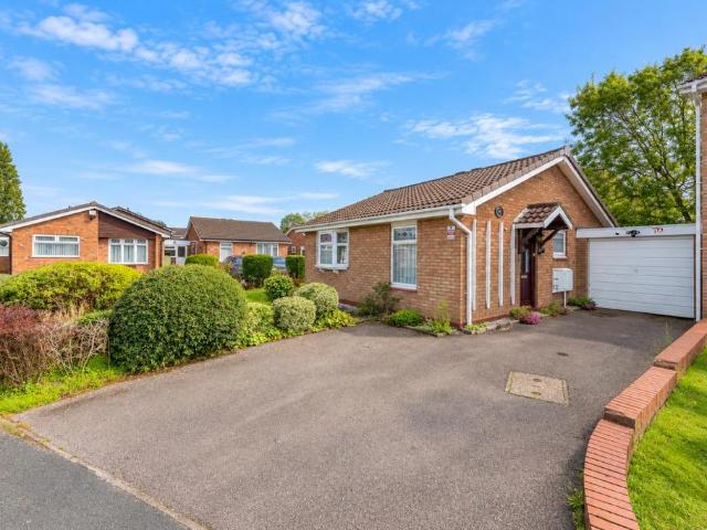 2 bedroom bungalow for sale