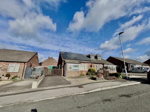 2 bedroom bungalow for sale