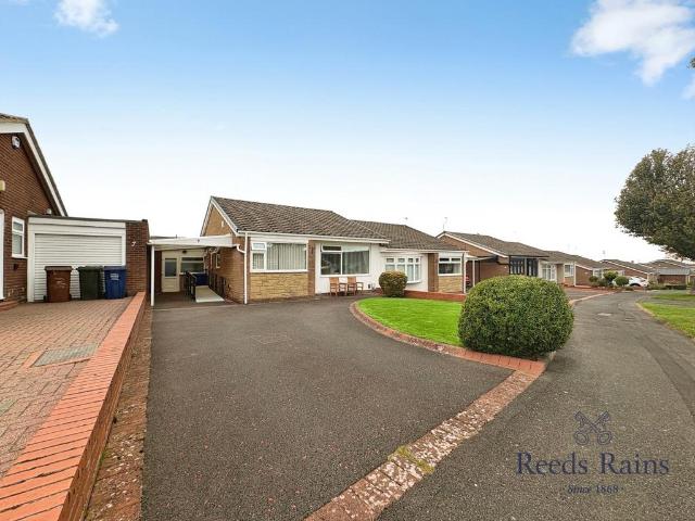 2 bedroom bungalow for sale