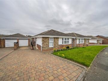 2 bedroom bungalow for sale