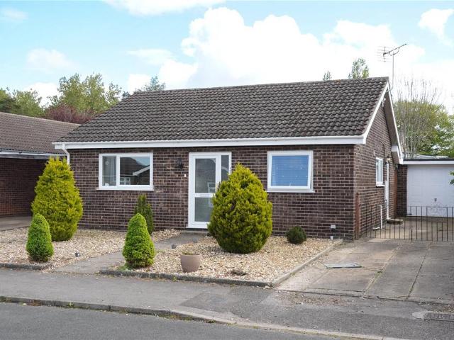 2 bedroom bungalow for sale
