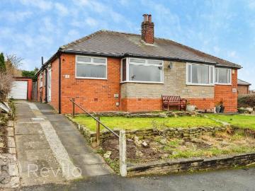 High Crompton, Shaw and Crompton, OL2, Bradford and West Yorkshire, North England