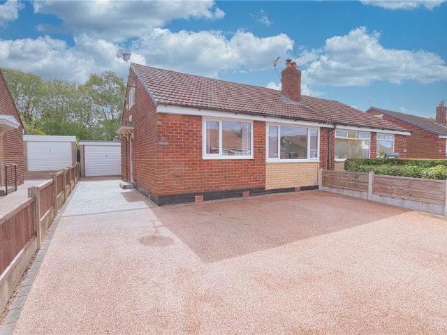 2 bedroom bungalow for sale