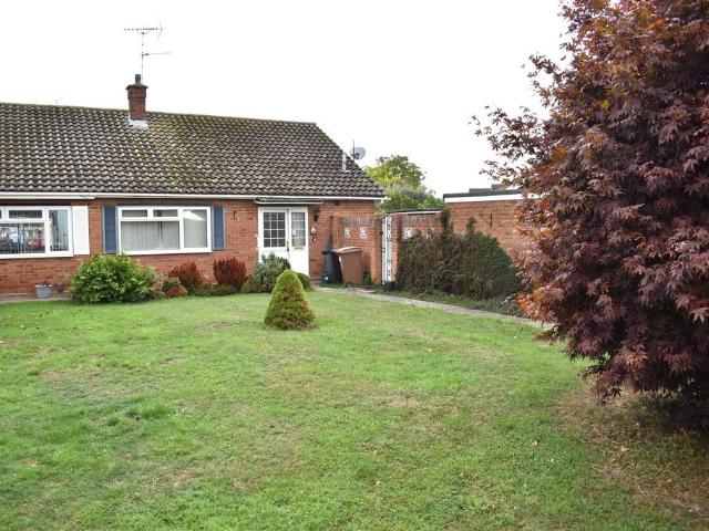 2 bedroom bungalow for sale