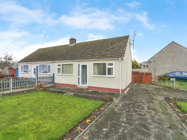 2 bedroom bungalow for sale