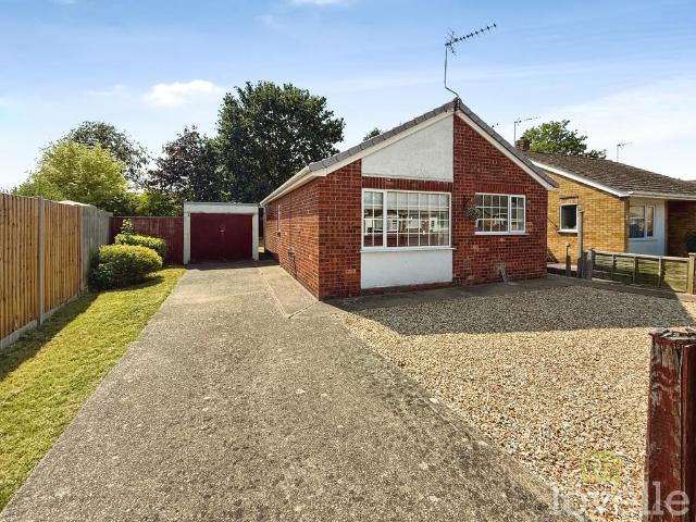 2 bedroom bungalow for sale