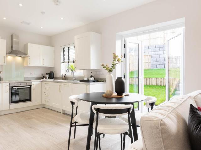 2 bedroom bungalow for sale