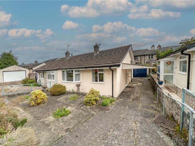 2 bedroom bungalow for sale