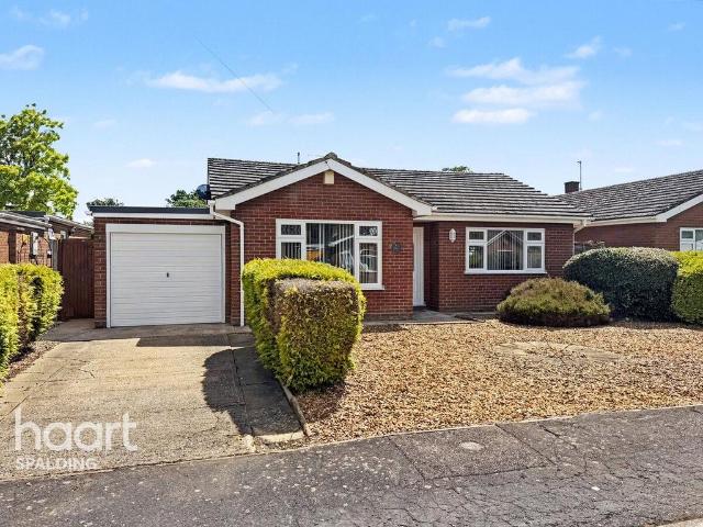 2 bedroom bungalow for sale