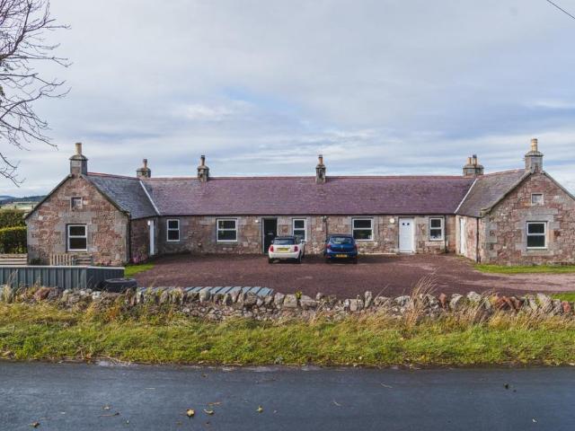 2 bedroom bungalow for sale