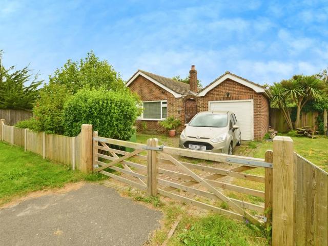 2 bedroom bungalow for sale
