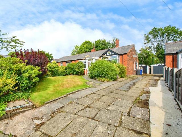 2 bedroom bungalow for sale