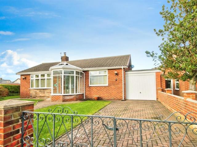 2 bedroom bungalow for sale