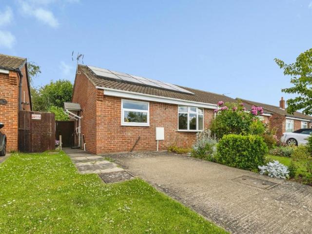 2 bedroom bungalow for sale