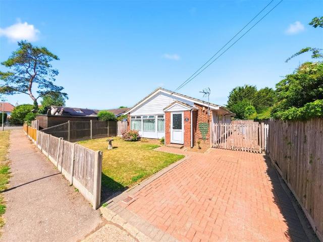 2 bedroom bungalow for sale