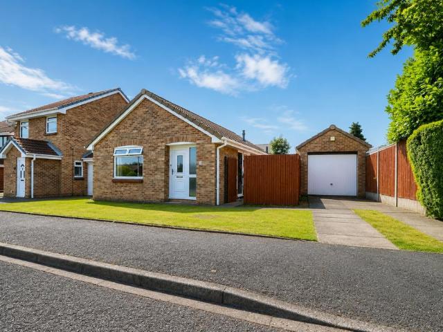 2 bedroom bungalow for sale
