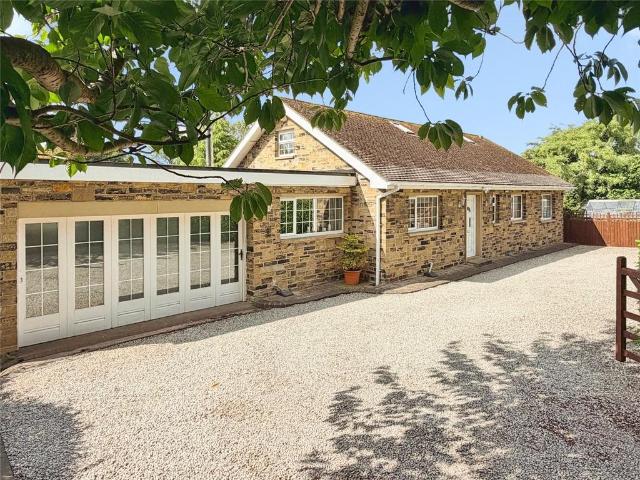 2 bedroom bungalow for sale
