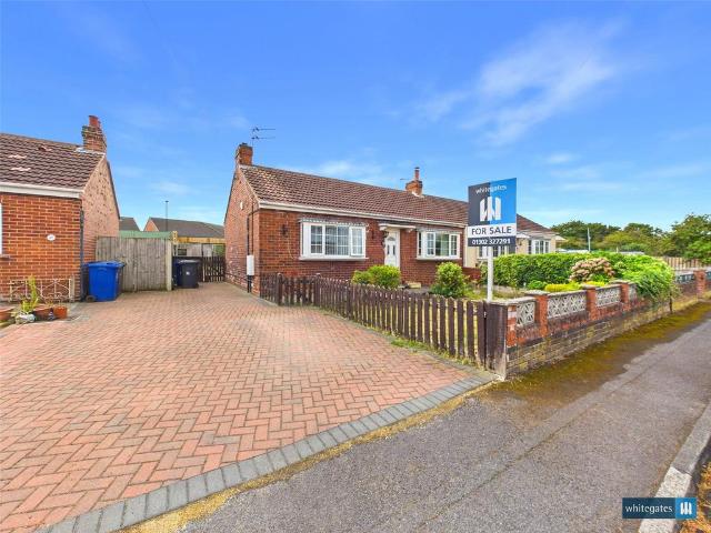 2 bedroom bungalow for sale