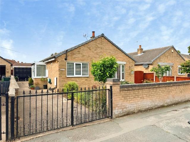 2 bedroom bungalow for sale