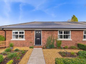 2 bedroom bungalow for sale