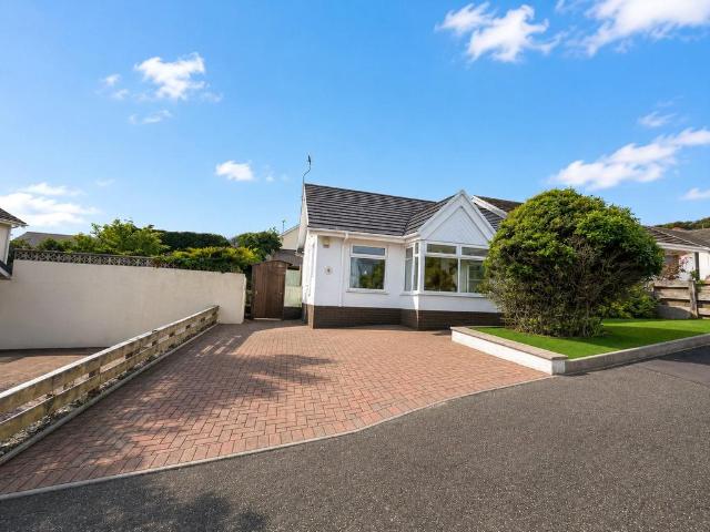 2 bedroom bungalow for sale