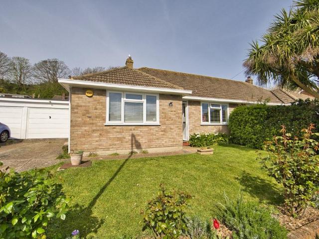 2 bedroom bungalow for sale
