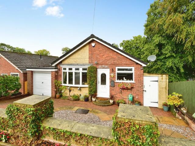 2 bedroom bungalow for sale
