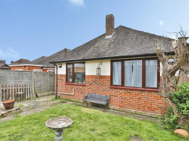 2 bedroom bungalow for sale