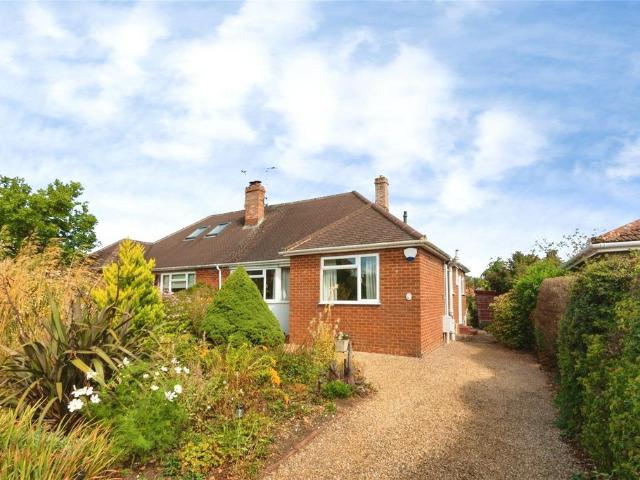 2 bedroom bungalow for sale