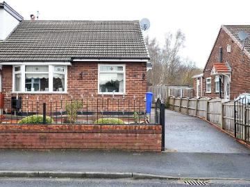 2 bedroom bungalow for sale