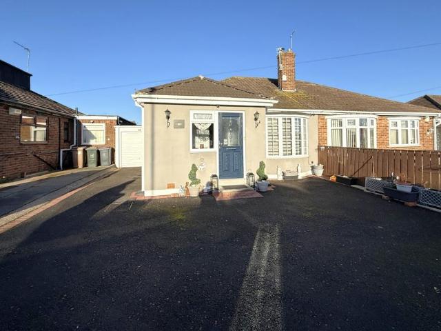 2 bedroom bungalow for sale