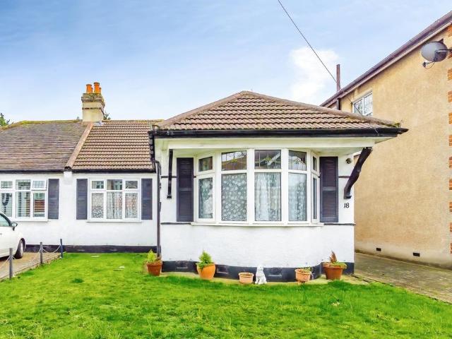 2 bedroom bungalow for sale