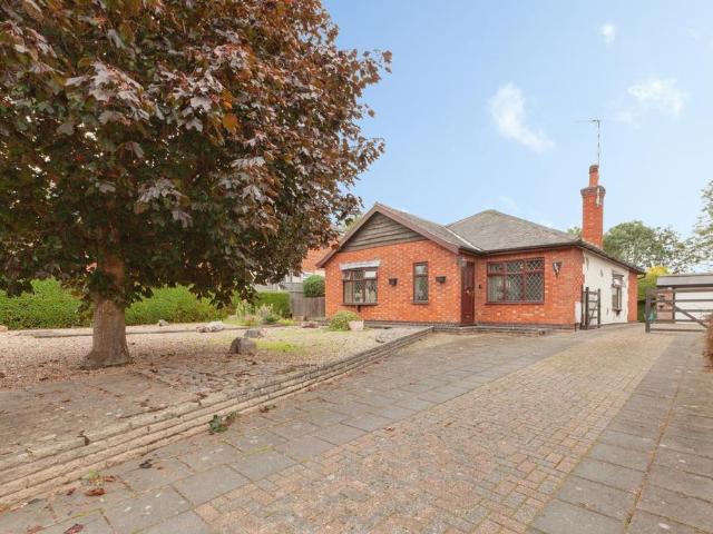 2 bedroom bungalow for sale
