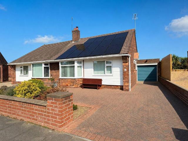 2 bedroom bungalow for sale