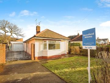 2 bedroom bungalow for sale