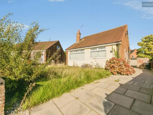 2 bedroom bungalow for sale