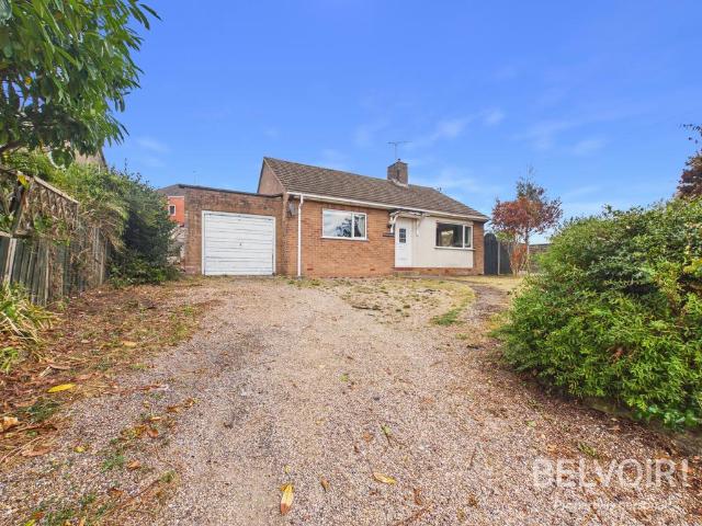 2 bedroom bungalow for sale