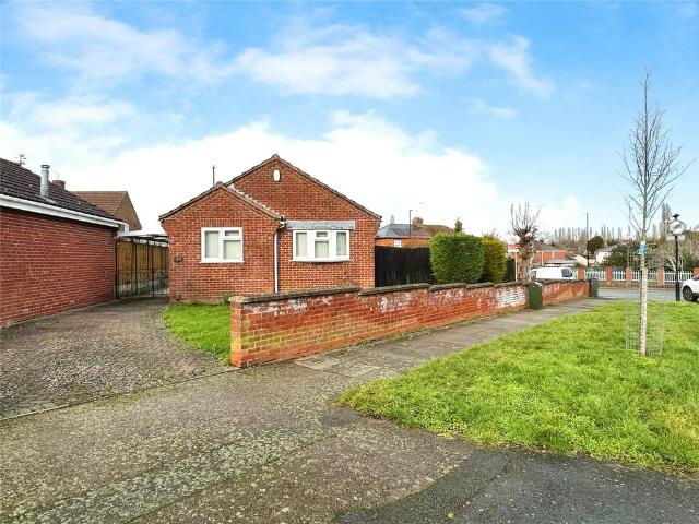 2 bedroom bungalow for sale