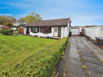 2 bedroom bungalow for sale