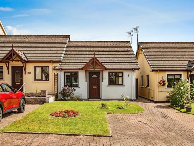 2 bedroom bungalow for sale