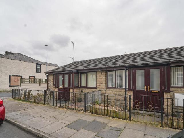2 bedroom bungalow for sale