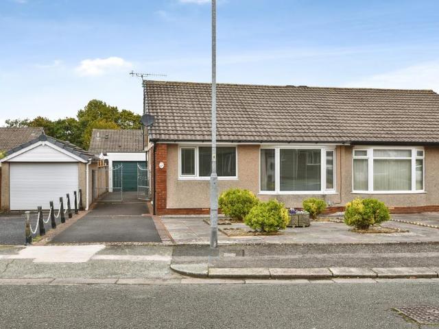 2 bedroom bungalow for sale